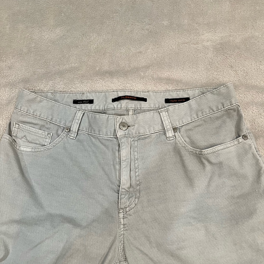 Alberto Fermani Gray Slim Jeans with Subtle Texture